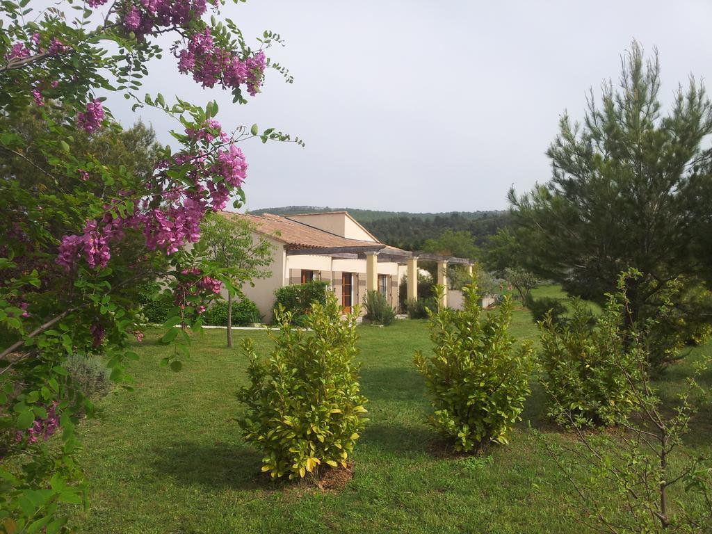 Bed and Breakfast Lamanderie En Provence Alleins Номер фото
